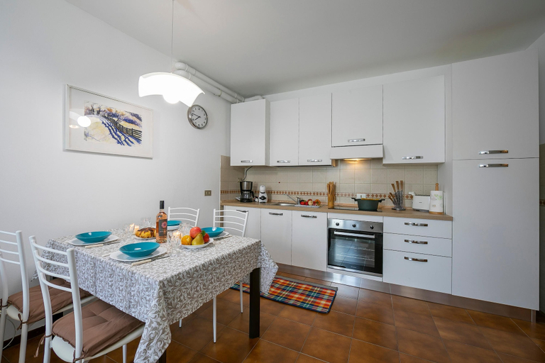 Room 5, Alma - Near Lake in Sal, Brescia