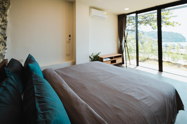 Bedroom 14