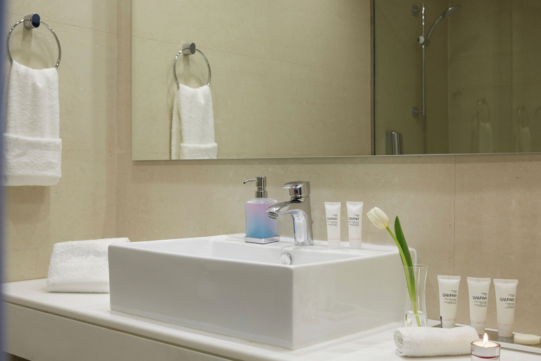 Bathroom 5, Mon Repos Palace - Adults Only, Ionian Islands