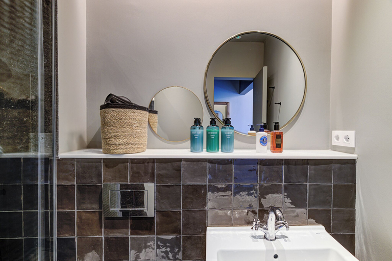 Bathroom 4, Factory Hostels Barcelona, Barcelona