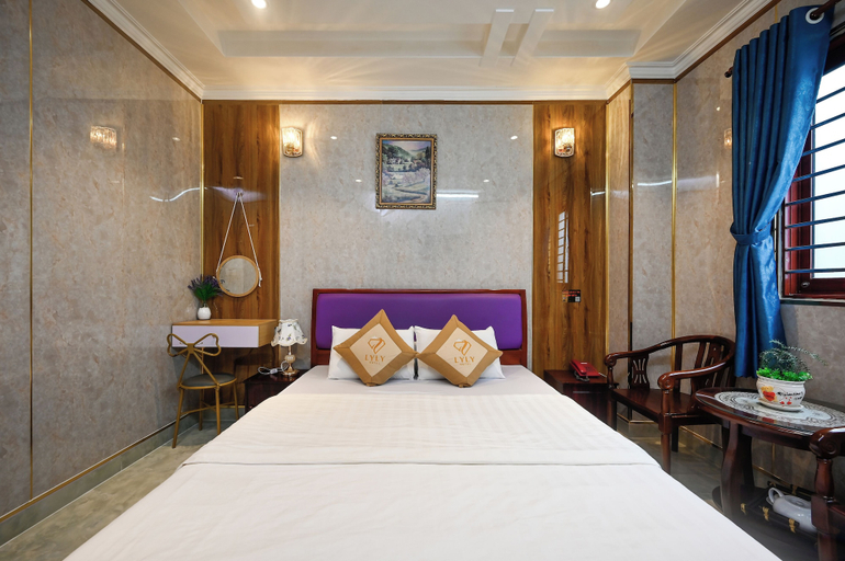 Bedroom 22