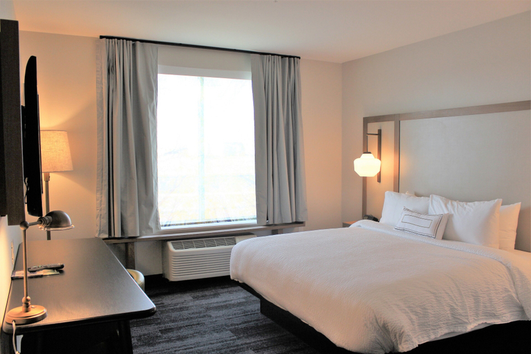 Bedroom 4, Fairfield Inn & Suites Fort Collins South, Larimer