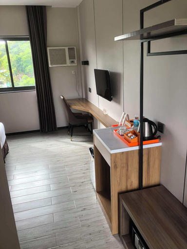 Bedroom 3, Vienna Hotel (Newly Renovated), Coron