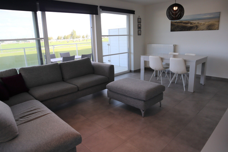 Others 5, Apartment in Nieuwpoort With Pool & Terrace, West-Vlaanderen