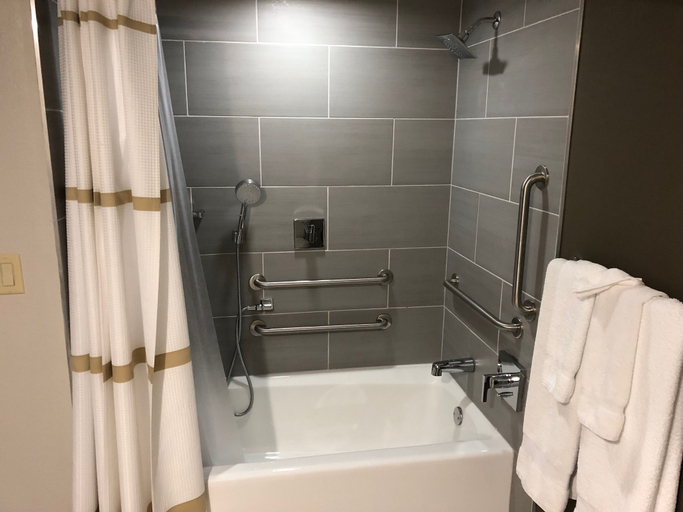 Bathroom 4, Marriott Phoenix Airport, Maricopa
