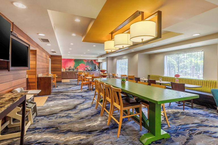 Food & Drinks 5, Fairfield Inn by Marriott Myrtle Beach North, Horry