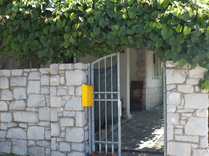 Exterior & Views 2, Countryside Getaway near River & Sea, Omiš