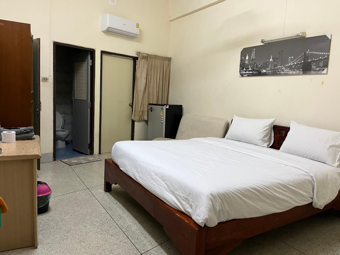 Others 3, 104 Wanna Apartment, Pattaya