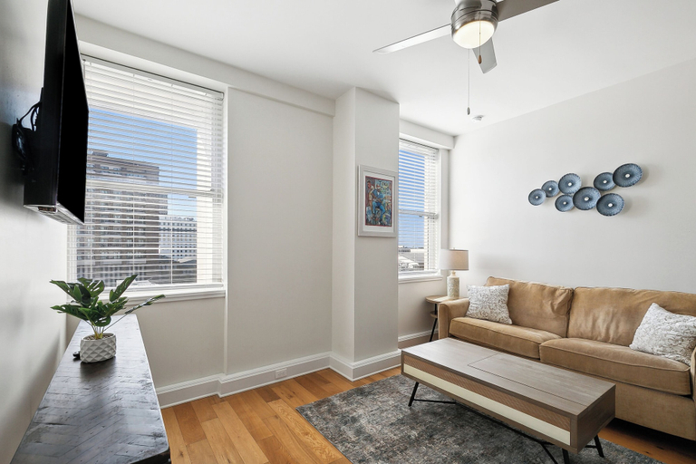 Others 4, Legacy BnB Suites, Orleans