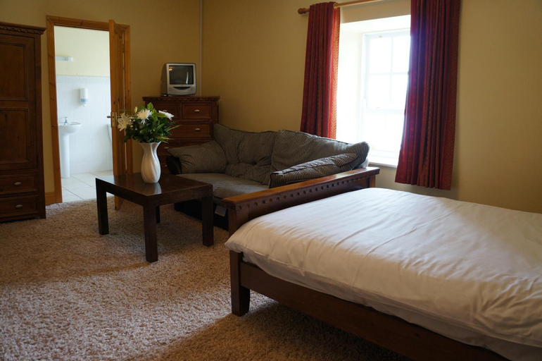 Others 4, Jacksons Restaurant and Accommodation