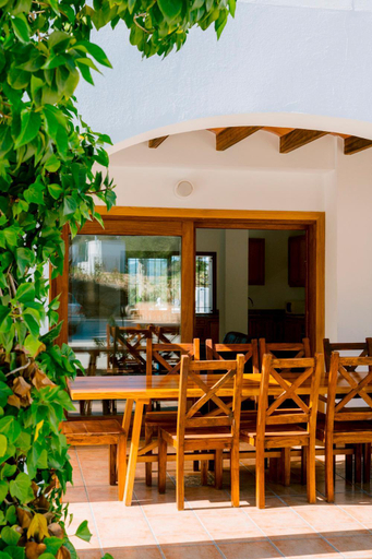 Food & Drinks, Villa Can Vincent near to San Antonio, Baleares
