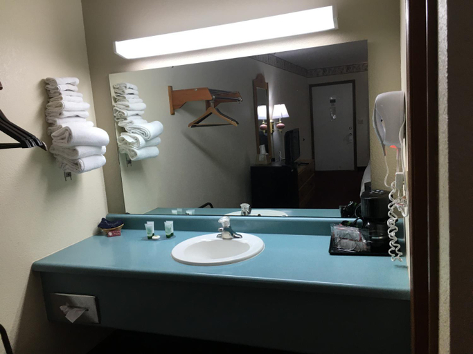 Bathroom 5