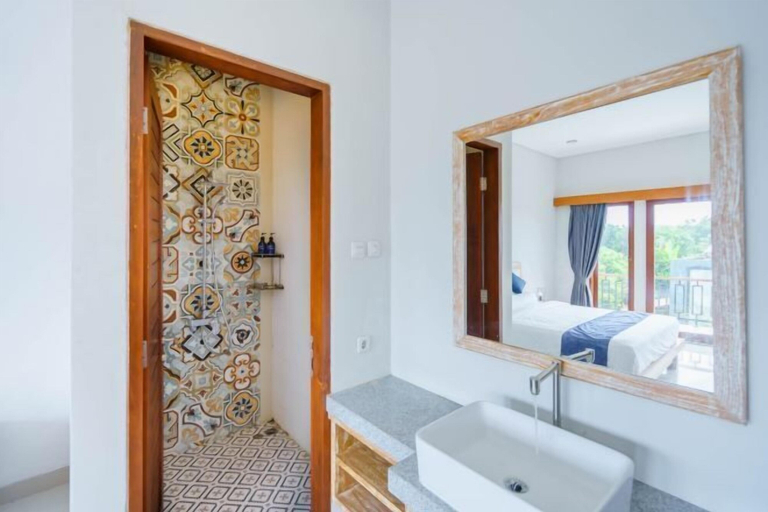 Bathroom 5