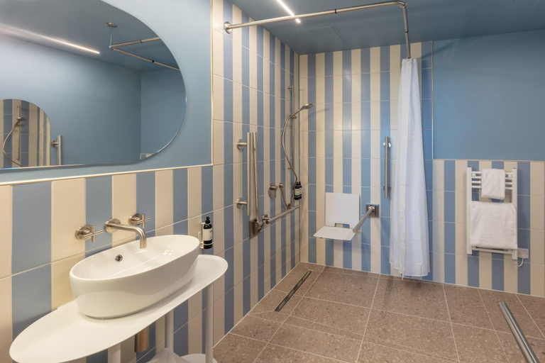 Bathroom 4, SeaSpace, Cornwall