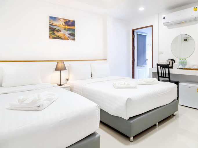 Bedroom 4, Grand Sattahip Hotel, Sattahip