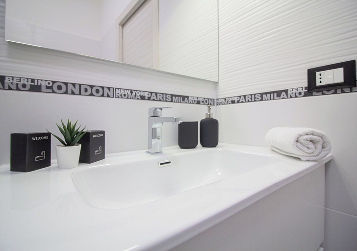 Bathroom 5, Athena Affittacamere, Bologna