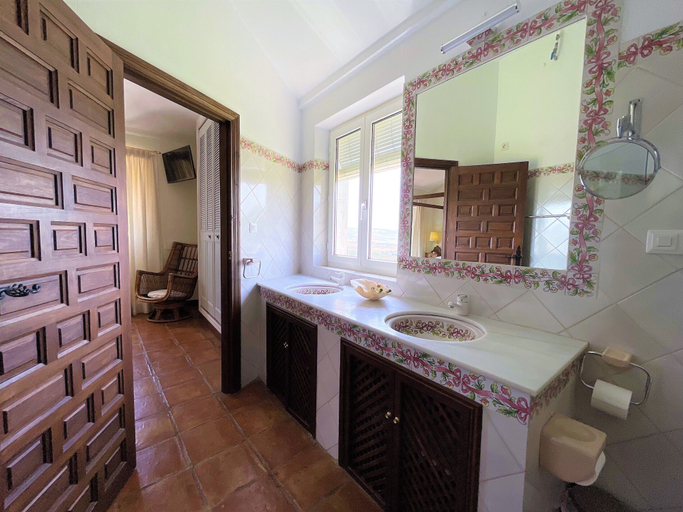 Bathroom 5, Casa Alta, Málaga
