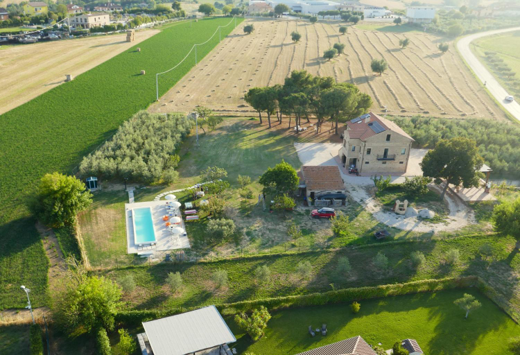 Others 5, Il Granaio, Fermo