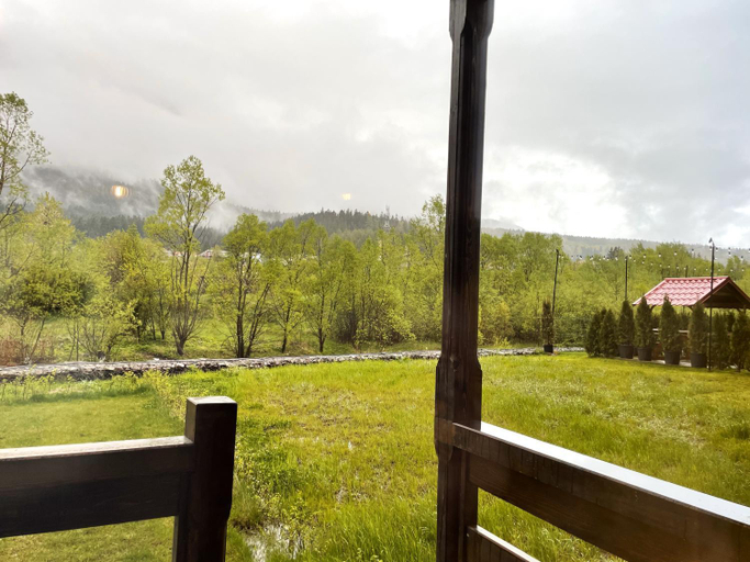Others 5, Cozy Riverfront Apartments with garden and mountain view, Busteni