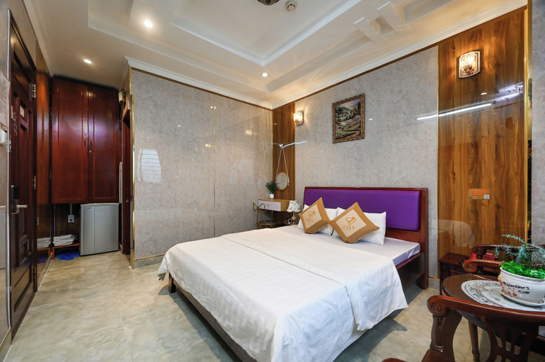 Bedroom 21