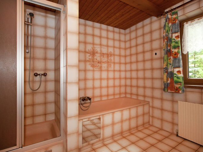 Bathroom 3, Apartment in Pettneu Near St. Anton Ski Slopes, Landeck