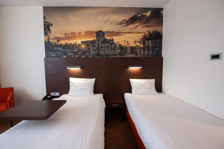 Bedroom 3, Hotel DeSilva Warszawa Piaseczno, Warsaw