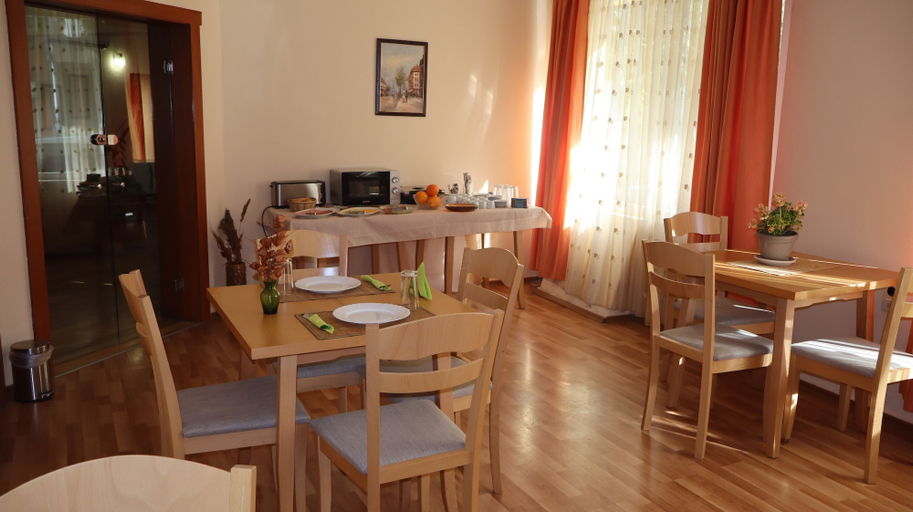 Food & Drinks 5, Palitra Family Hotel, Varna