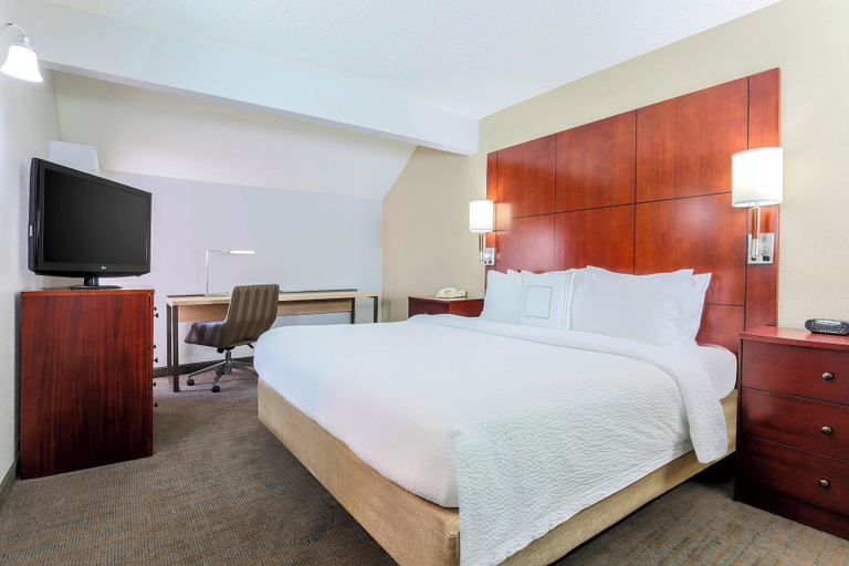 Bedroom 4, Residence Inn By Marriott Chicago Deerfield, Lake