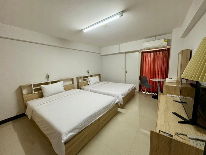 Bedroom 5