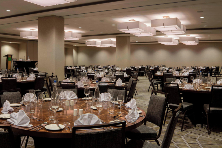 Food & Drinks 5, Courtyard by Marriott Prince George, Fraser-Fort George