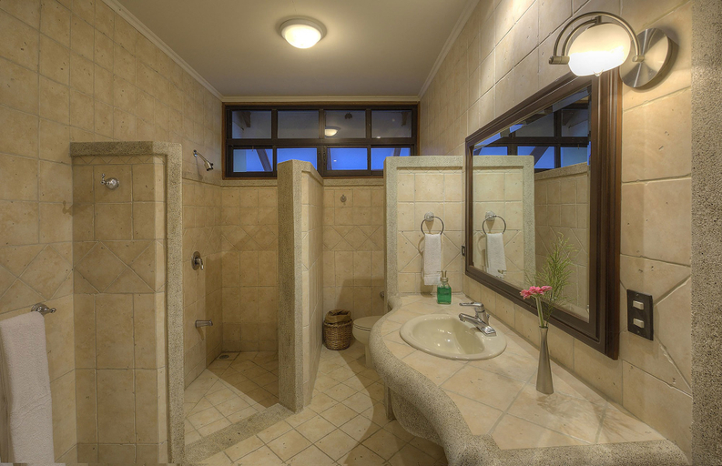 Bathroom 4, Hacienda La Pacífica Eco-Lodge, Cañas