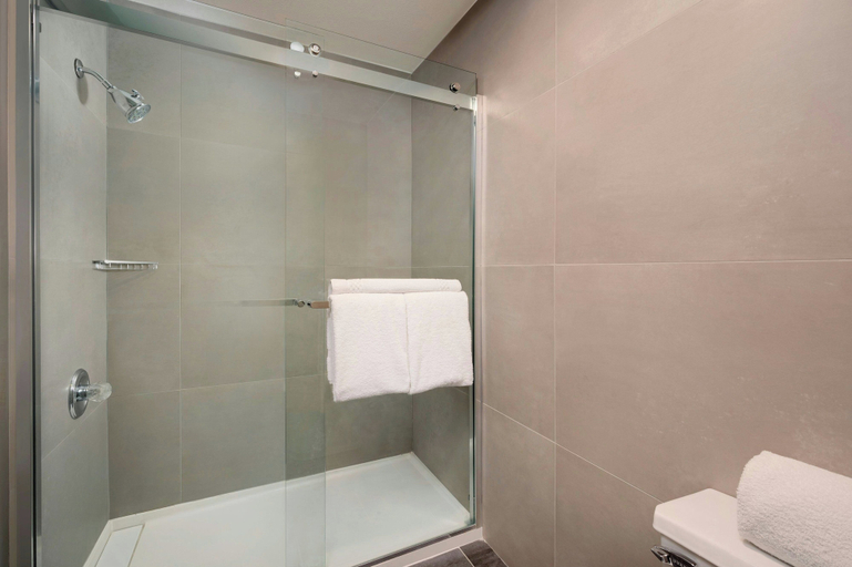 Bathroom 4, Courtyard by Marriott Indianapolis South, Marion