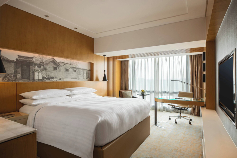 Bedroom 3, Renaissance Beijing Wangfujing Hotel, Beijing
