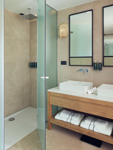 Bathroom 5, Melia Durres Albania, Durrësit