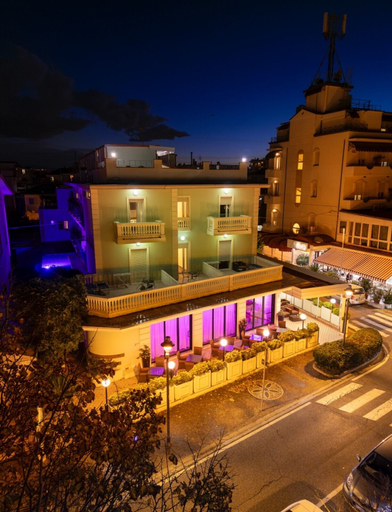 Exterior & Views 2, Hotel Nuovo Belvedere, Rimini