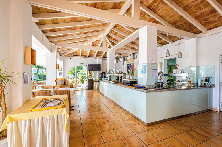 Food & Drinks 4, Parque Mar Apartments, Baleares