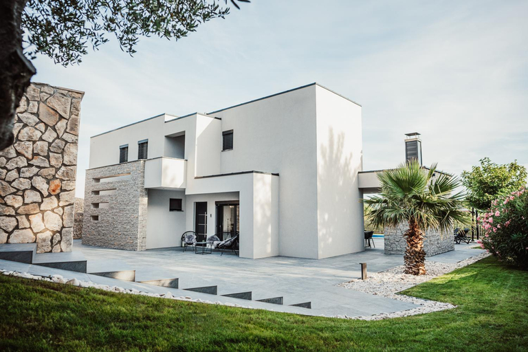 Exterior view 2, Villa Kara Sevda, Ražanac