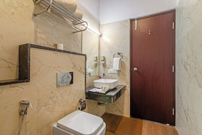 Bedroom 5, Sterling Yelagiri, Vellore