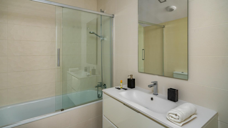 Bathroom 4, Top-floor Apartment With Pool Ref 20, Málaga