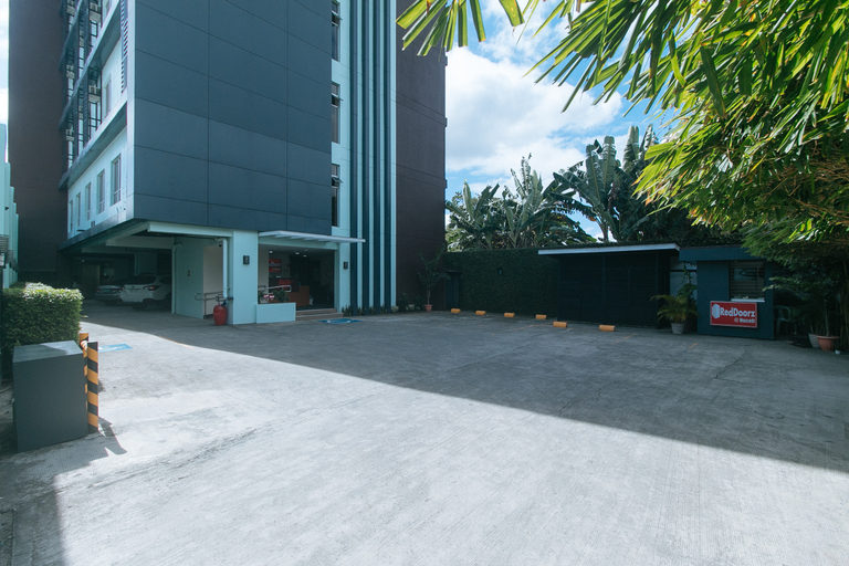 Exterior & Views 2, RedDoorz @ Nucell near NGCP Cebu, Cebu City