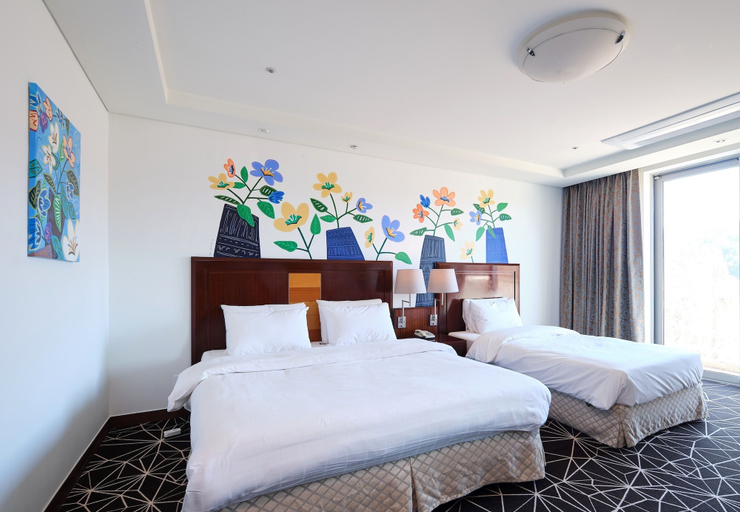 Bedroom 4, Adonis Hotel, Pocheon