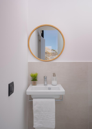 Bathroom 2, The One Luxury Apartments, Las Palmas