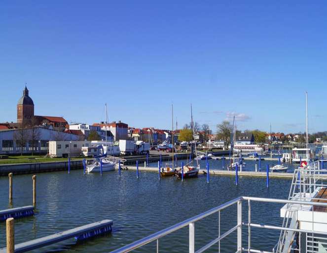 Others 5, Hausboot Schwimmendes Haus in Ribnitz-damgarten, Vorpommern-Rügen