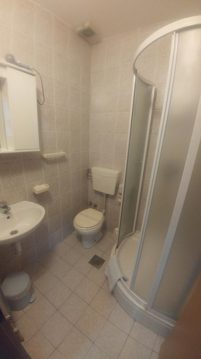 Bathroom 5, Hotel Delminium, Sarajevo