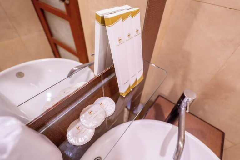 Bathroom 12
