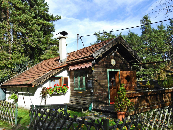 Exterior & Views, Cozy Chalet in Obsteig With Terrace, Imst