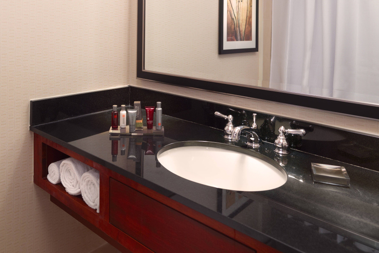 Bathroom 5, Atlanta Marriott Northwest at Galleria, Cobb