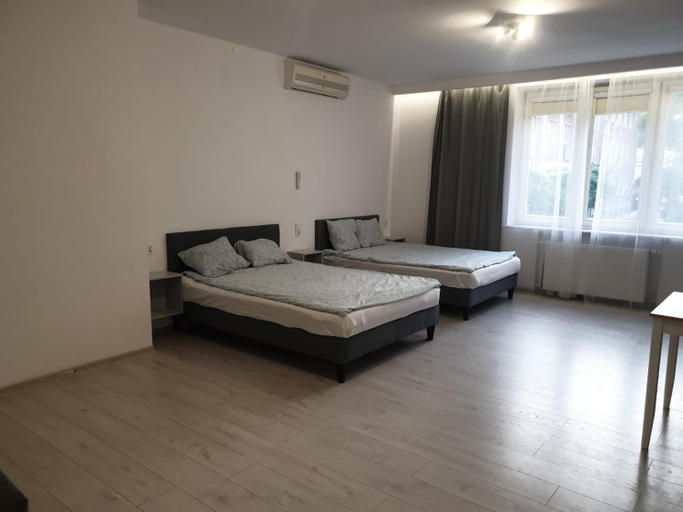 Others 5, Apartamenty Smolna 11, Warsaw