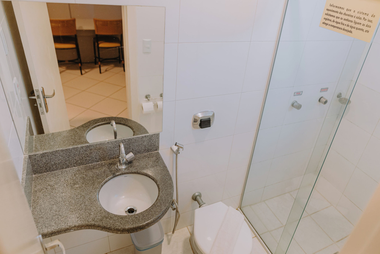 Bathroom 4, Lago da Palma, Palmas