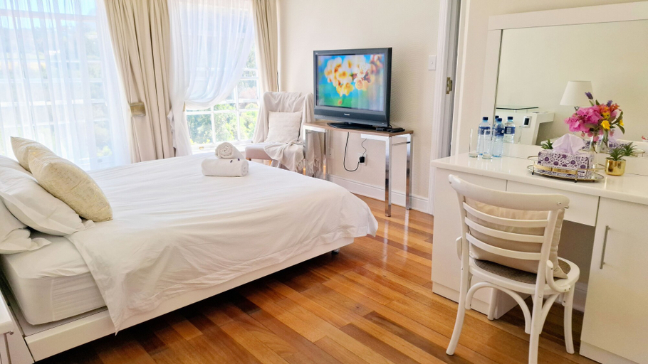 Bedroom 5, Akamah Estate, City of Cape Town